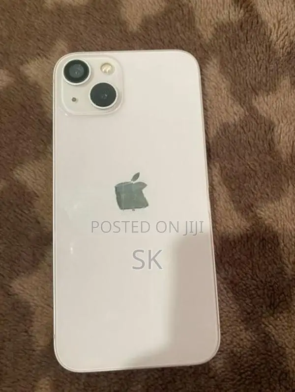 Apple iPhone 13 (Used)