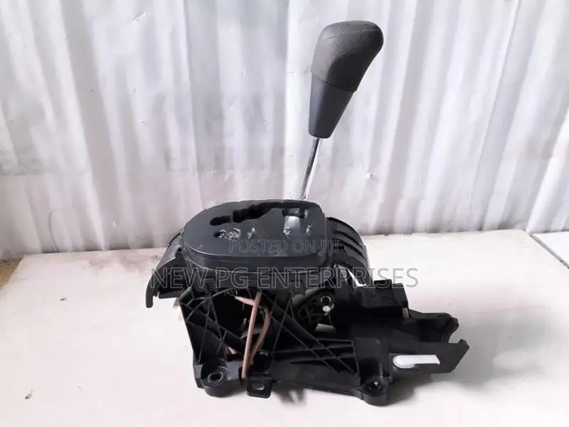 Toyota Vitz KSP130 Gear Shifter Automatic