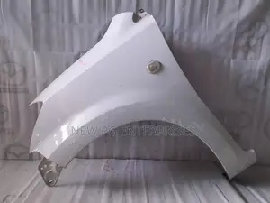 Toyota Passo KGC10 Fender RHS