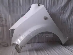 Toyota Passo KGC10 Fender RHS