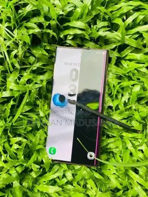 Samsung Galaxy S22 Ultra (Used)