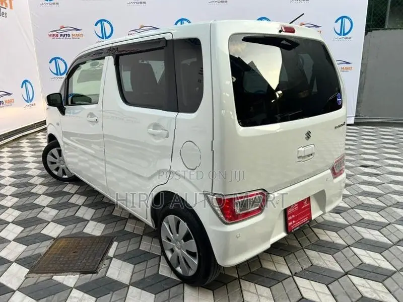 Suzuki Wagon R FX 2023