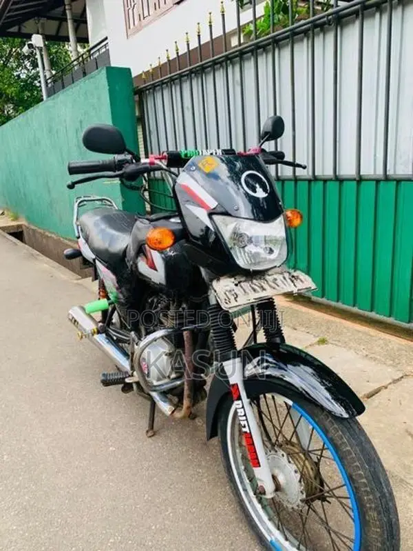 Bajaj CT100 2007