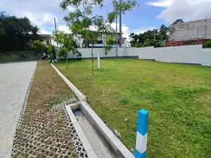 Residential Purposes 10p Land for Sale in Boralesgamuwa