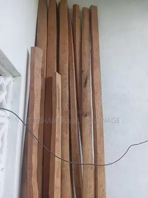 පොළ් පරාල සහ යට ලී