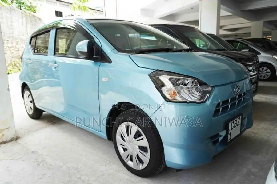 Daihatsu Mira 2023