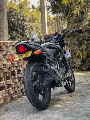 Bajaj Pulsar 180 2009
