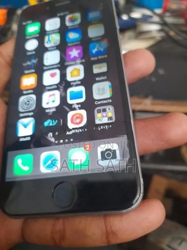 Apple iPhone 6 (Used)