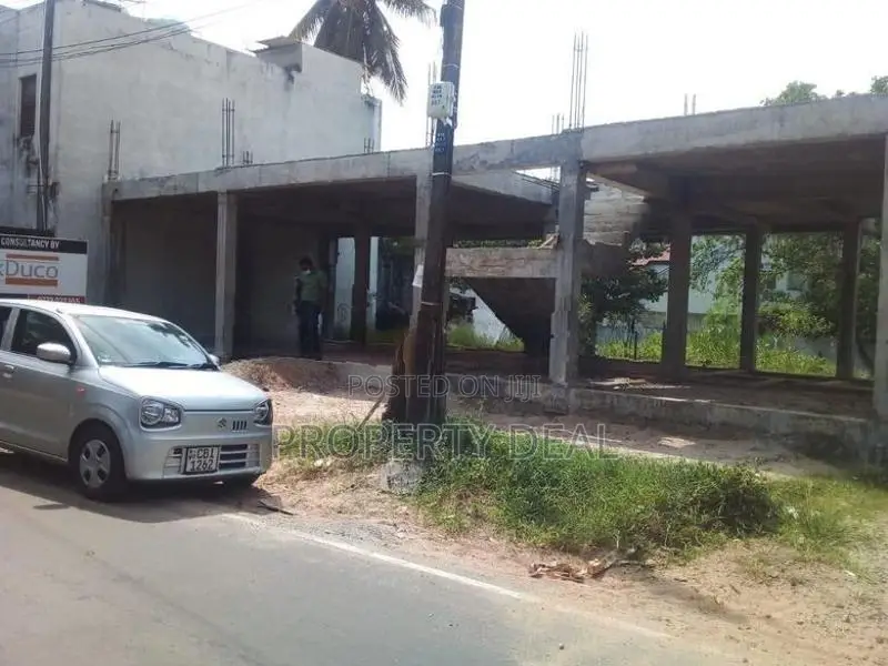 Partially Constructed House For Sale Thalawathugoda - PDH433