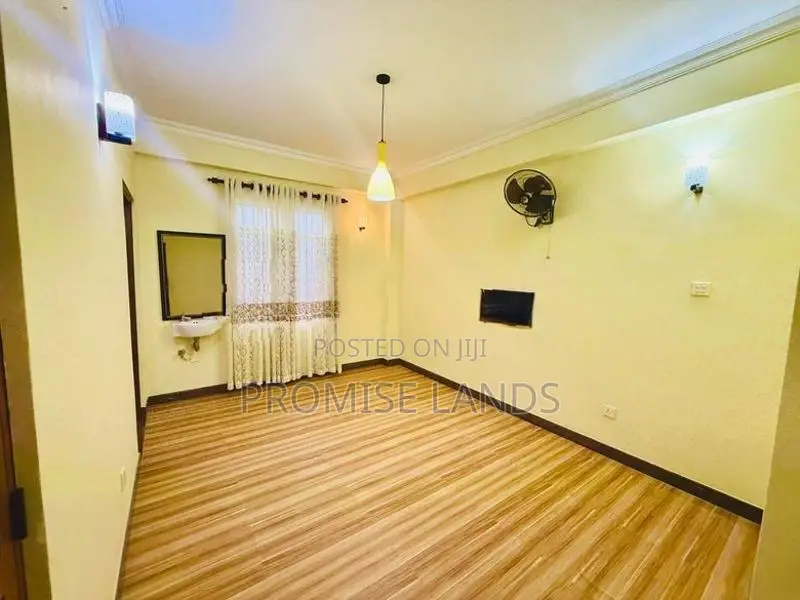 First Floor Semi Luxury House For Rent In Wattala