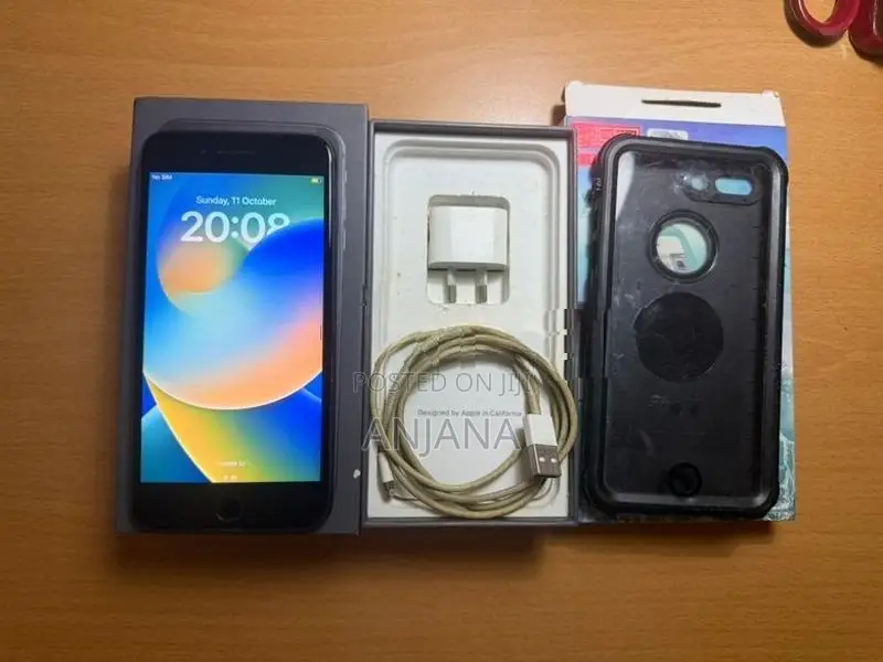 Apple iPhone 8 Plus (Used)