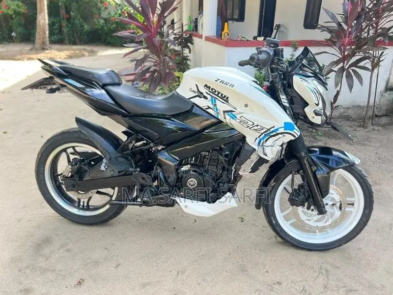 Bajaj Pulsar NS200 2018