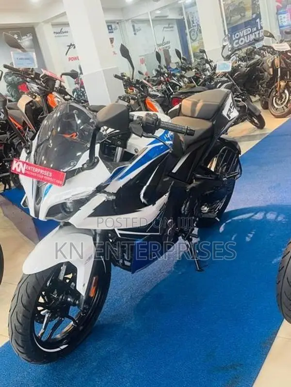Bajaj Pulsar RS200 2026