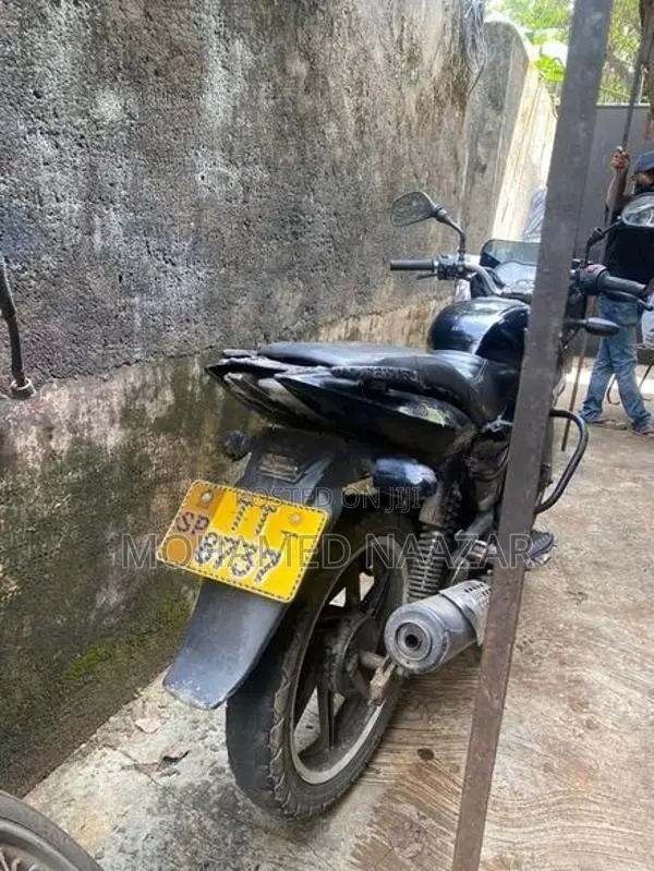 Bajaj Pulsar 180 2007