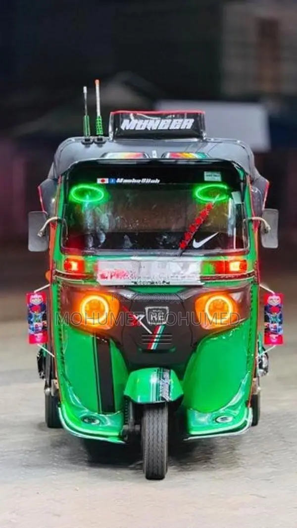 Bajaj RE 2020