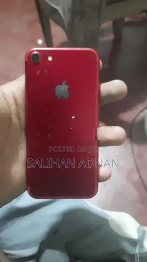 Apple iPhone 7 (Used)