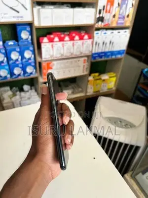 Apple iPhone 11 Pro (Used)