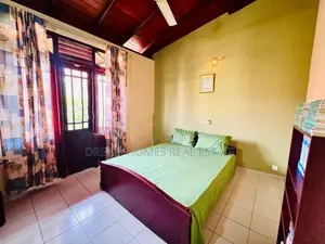 Luxury 3-Storey House For Sale – Northern Castle Residencieස්