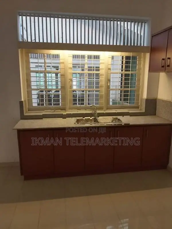 Luxury House for Sale in Nawala