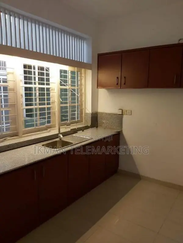 Luxury House for Sale in Nawala