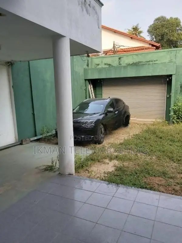 Luxury House for Sale in Nawala