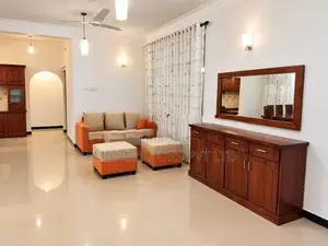 Luxury 4-Bedroom House for Rent in Battaramulla (EM081SD)