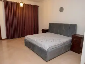 Luxury 4-Bedroom House for Rent in Battaramulla (EM081SD)
