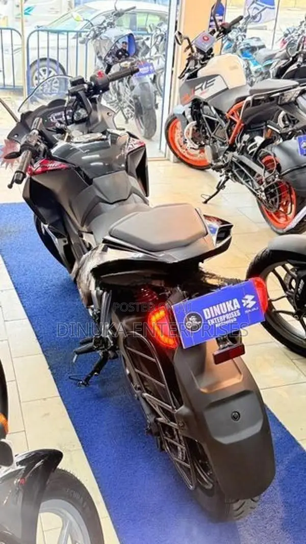 Bajaj Pulsar RS200 2026