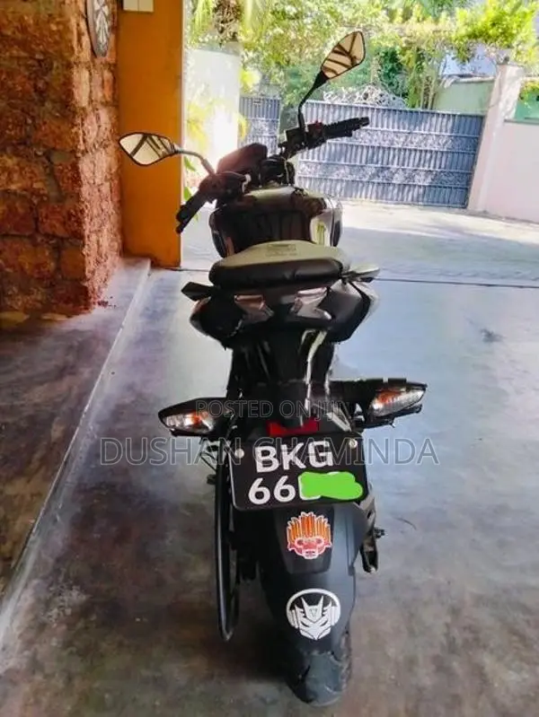 Bajaj Pulsar N160 2025