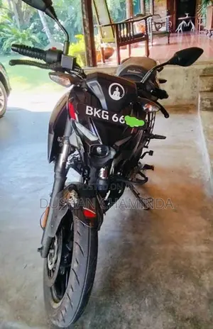 Bajaj Pulsar N160 2025
