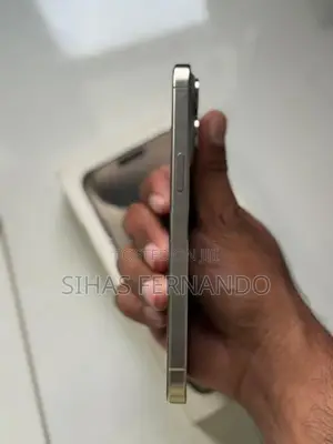 Apple iPhone 15 Pro Max 256GB (Used)