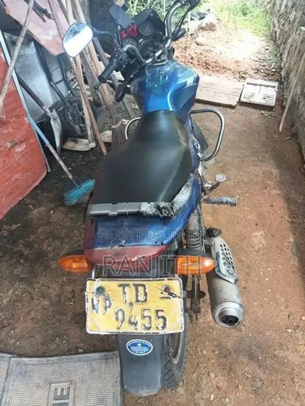 Bajaj Discover 125 2005