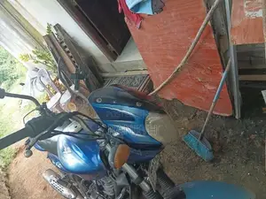 Bajaj Discover 125 2005