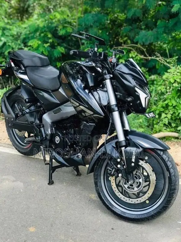 Bajaj Pulsar NS200 2025