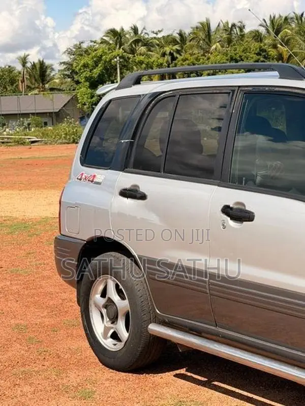 Suzuki Grand Vitara 2003
