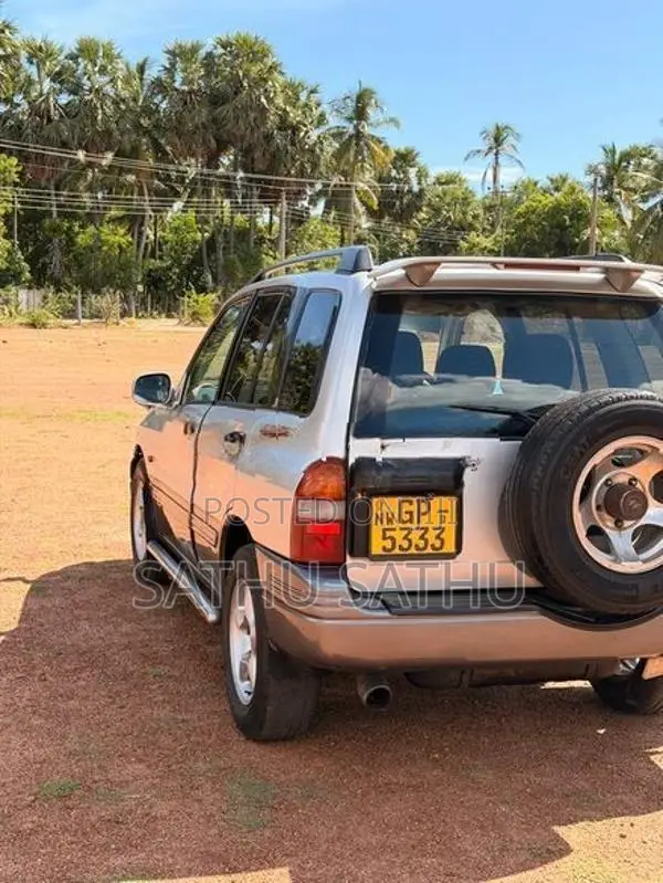 Suzuki Grand Vitara 2003