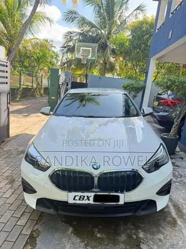 BMW 218i 2023