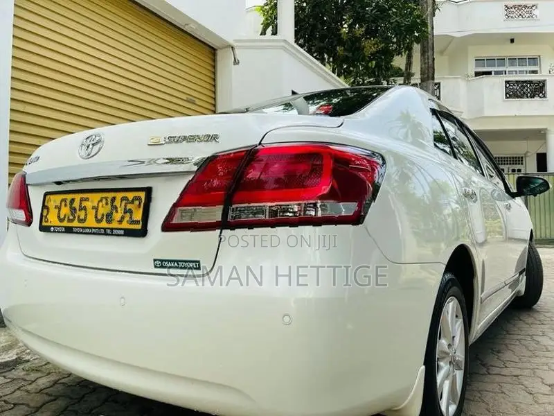 Toyota Premio G Superior 2019