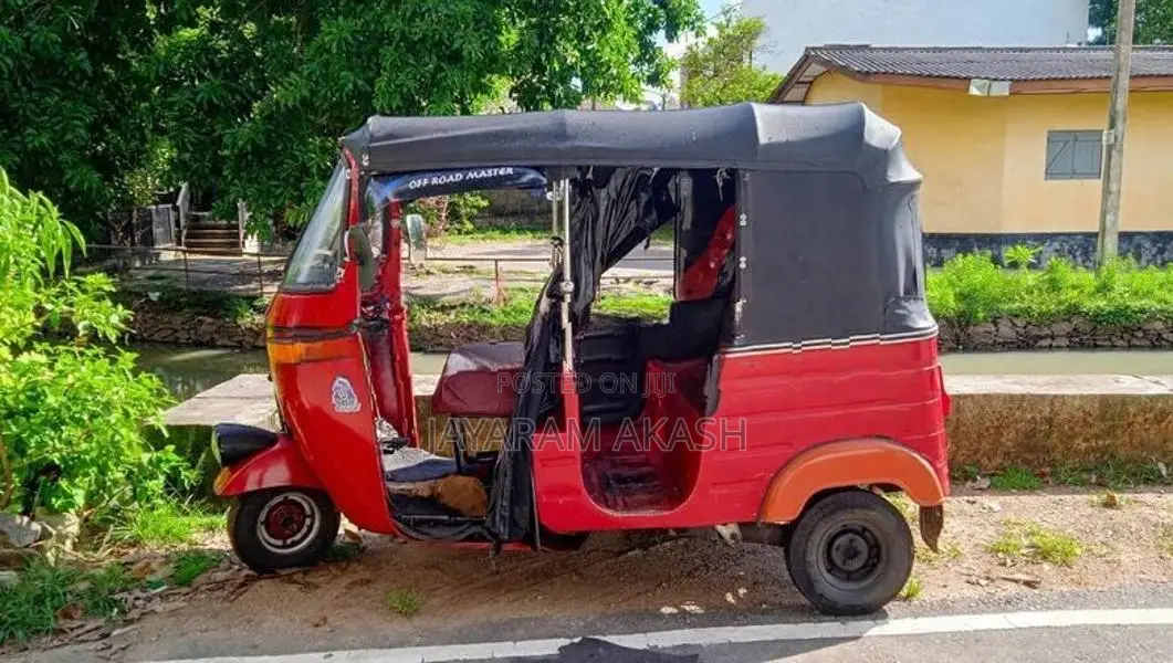 Bajaj RE 2006