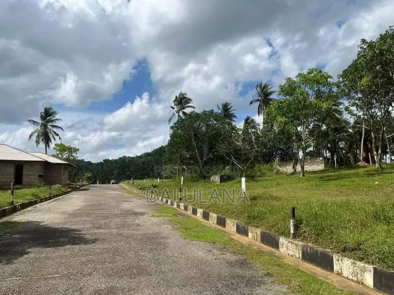 Land For Sale Kajugama In Nittambuwa