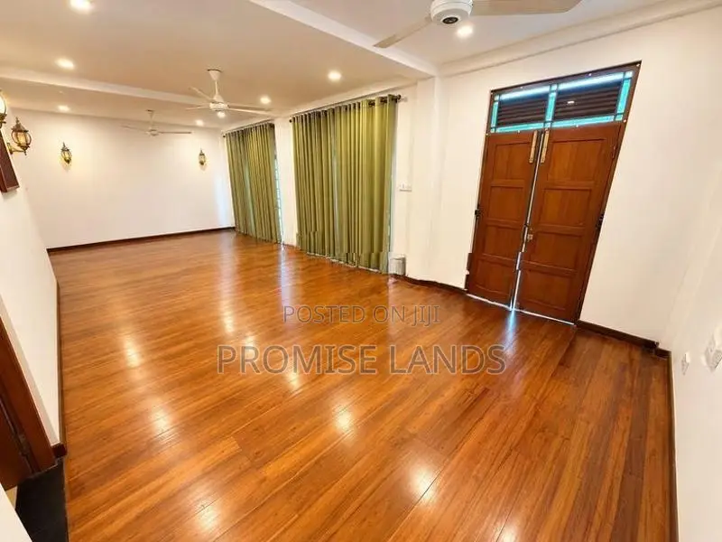 Luxury First Floor House For Rent In Wattala