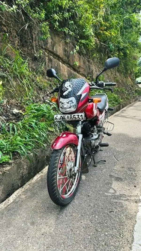 Bajaj CT100 2004