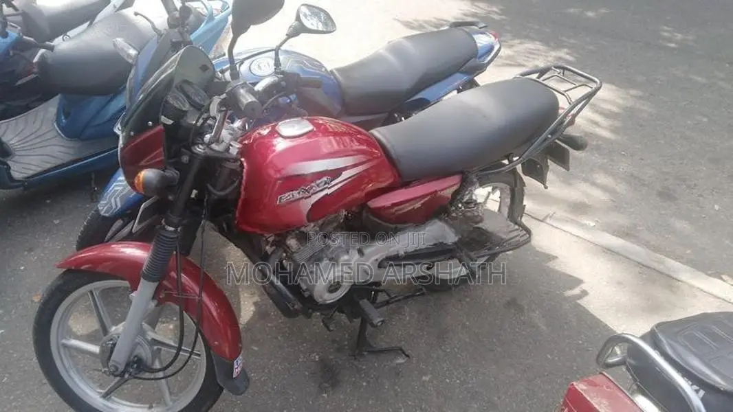 Bajaj Boxer BM 2012