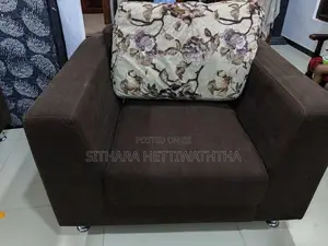Damro Sofa Set