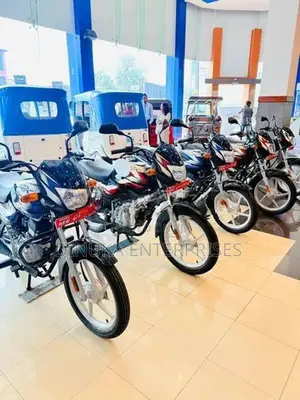 Bajaj CT100 2026
