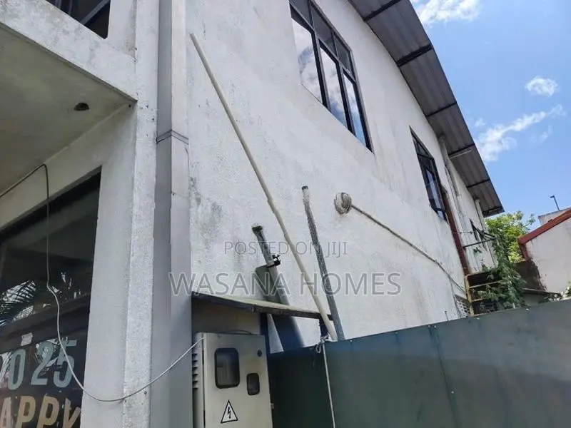 Excellent Garment Factory for Sale Borelesgamuwa