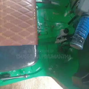 Bajaj RE 2014