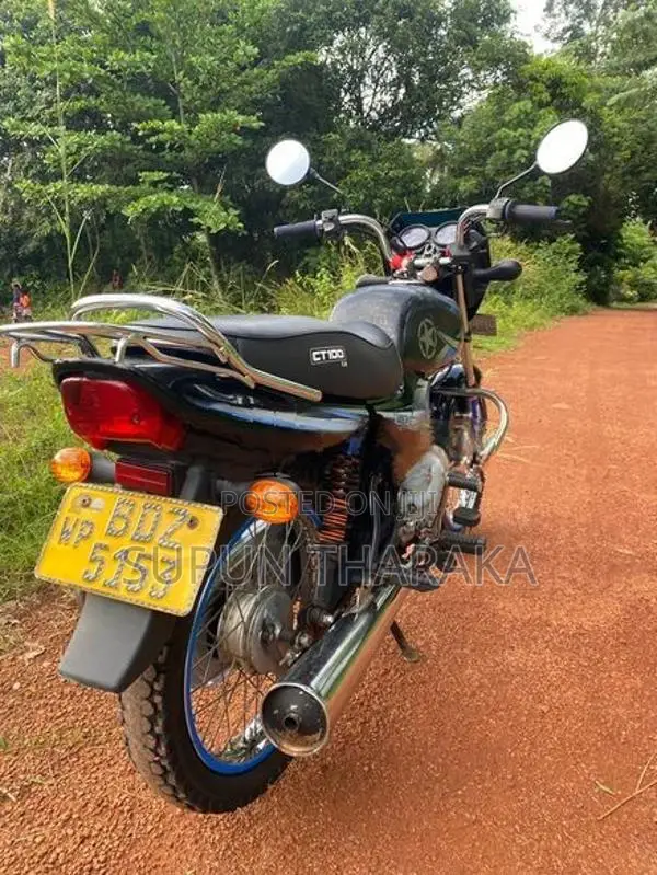 Bajaj CT100 2016