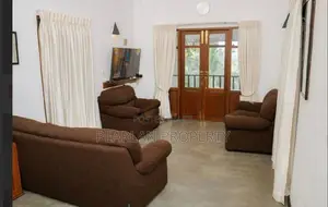Hotel for Sale in Wanduramba
