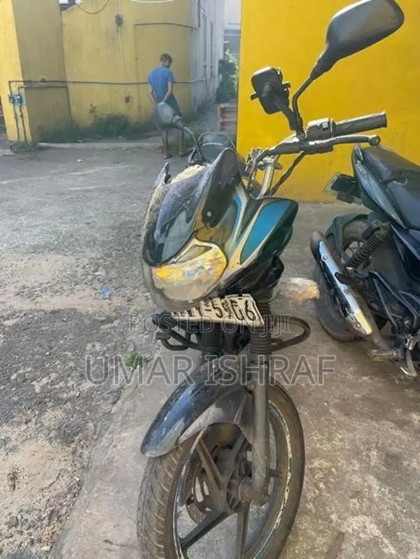 Bajaj Discover 2010